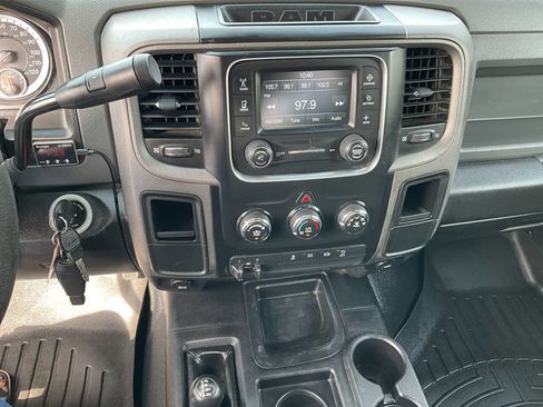 Used 2017 RAM 2500 Tradesman image 21