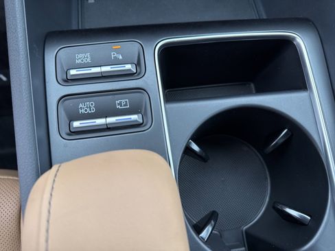 Used 2025 Hyundai Sonata Limited image 26