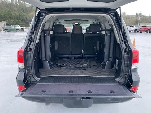 Used 2017 Toyota Land Cruiser Base image 6