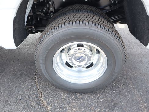 New 2026 Ford F350 XL AWD/4WD image 17