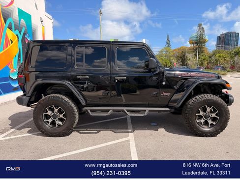 Used 2018 Jeep Wrangler Unlimited Rubicon w/ Dual Top Group image 6