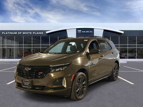 Used 2024 Chevrolet Equinox RS w/ LPO, Floor Liner Package AWD/4WD image 7