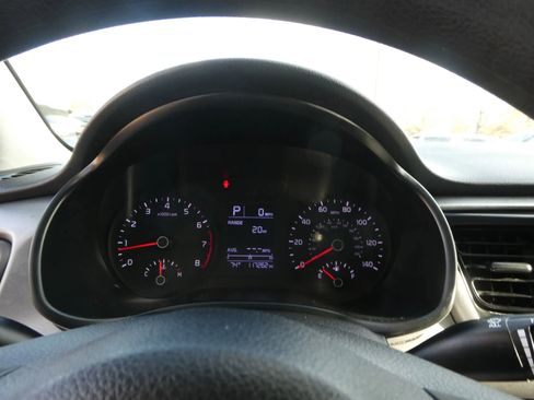 Used 2022 Kia Rio S image 17