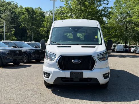 Used 2023 Ford Transit 350 XLT RWD image 2