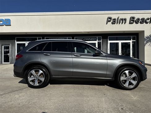 Used 2019 Mercedes-Benz GLC 300 GLC 300 image 24
