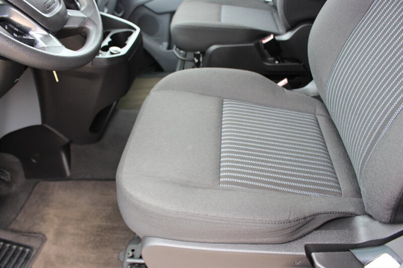 Used 2018 Ford Transit 150 XL RWD image 28
