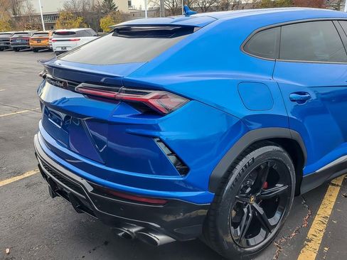 Used 2019 Lamborghini Urus image 6