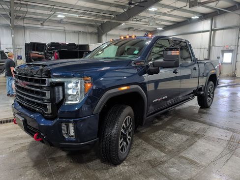 Used 2023 GMC Sierra 2500 AT4 w/ AT4 Premium Plus Package image 5