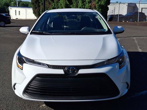 Certified 2026 Toyota Corolla LE FWD image 30