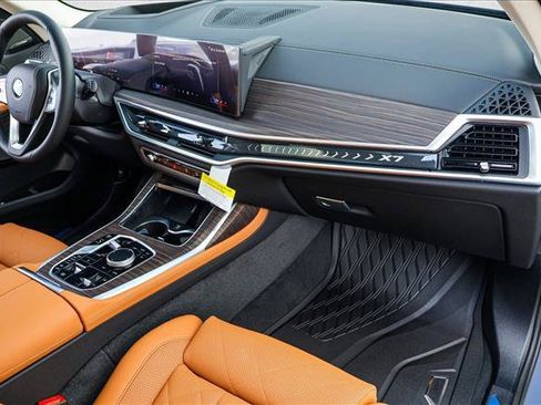 New 2027 BMW X7 xDrive40i AWD/4WD image 23