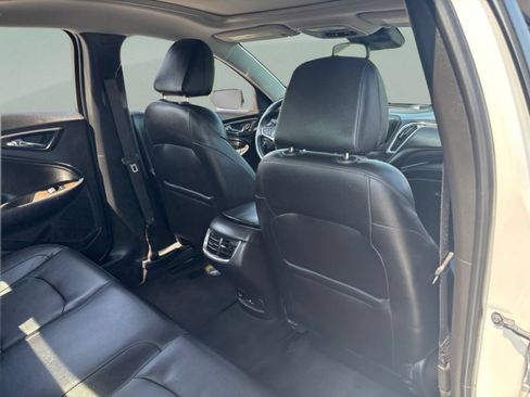 Used 2017 Chevrolet Malibu Premier w/ Premier Sun and Wheel Package FWD image 20