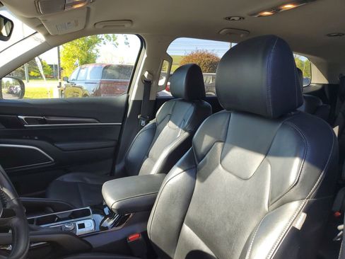 Certified 2023 Kia Telluride S AWD/4WD image 10