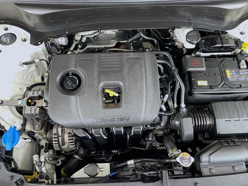 Certified 2025 Kia Seltos S FWD image 33
