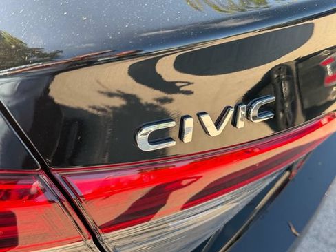 Used 2024 Honda Civic Sport image 15