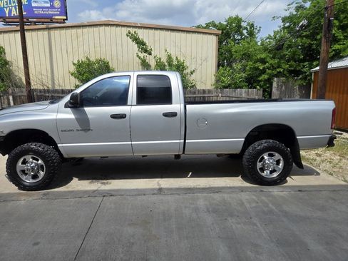 Used 2005 Dodge Ram 2500 Truck SLT image 6