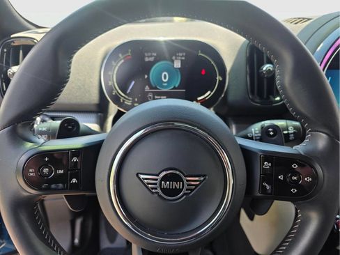 Used 2024 MINI Cooper Countryman S w/ Signature Upholstery Package FWD image 25