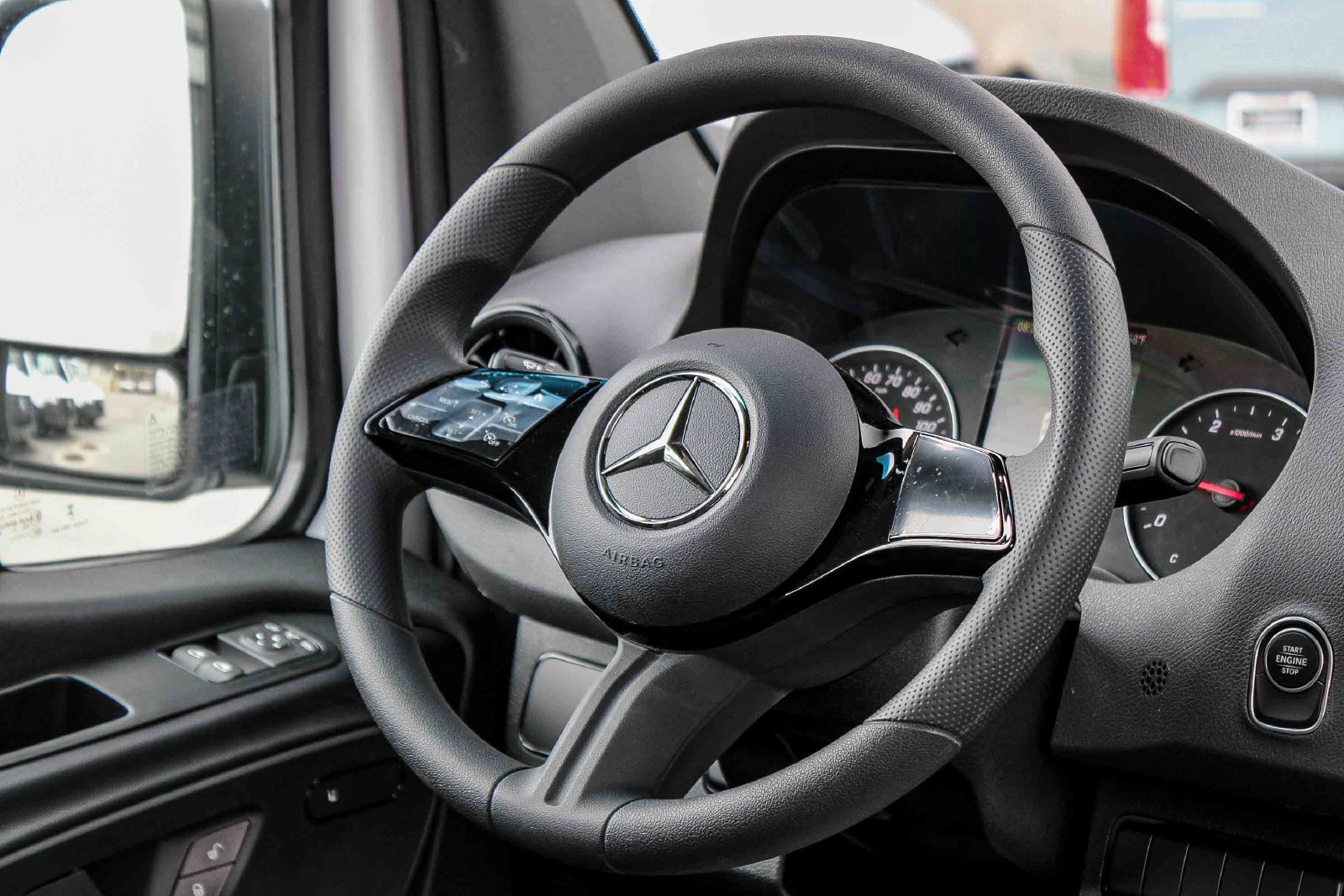 New 2025 Mercedes-Benz Sprinter 2500 image 15
