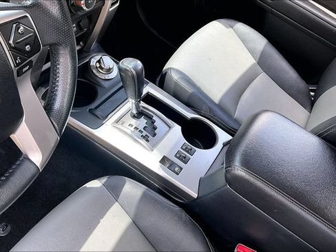 Used 2016 Toyota 4Runner 4WD image 18