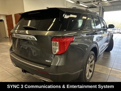 Used 2020 Ford Explorer Platinum w/ Premium Technology Package AWD/4WD image 11