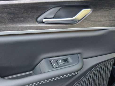 New 2025 Jeep Grand Cherokee Limited w/ Luxury Tech Group II image 25