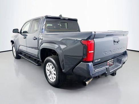 Used 2025 Toyota Tacoma SR5 image 7