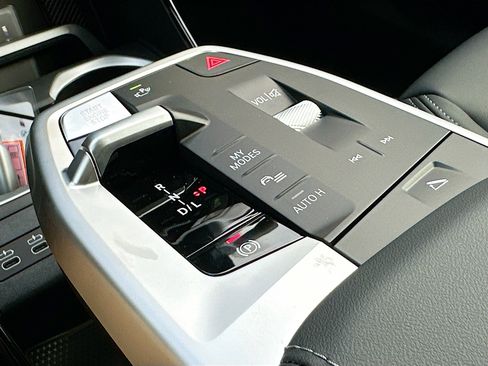 New 2026 BMW X1 xDrive28i w/ Technology Package image 14