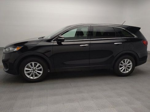 Used 2020 Kia Sorento FWD V6 image 2