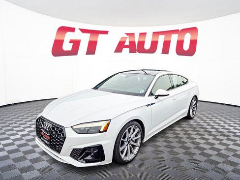 Used 2025 Audi A5 2.0T Premium Plus image 2