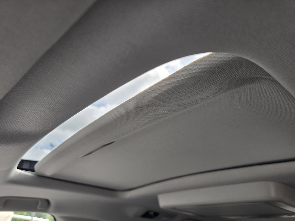 Used 2025 Honda Odyssey Elite image 23