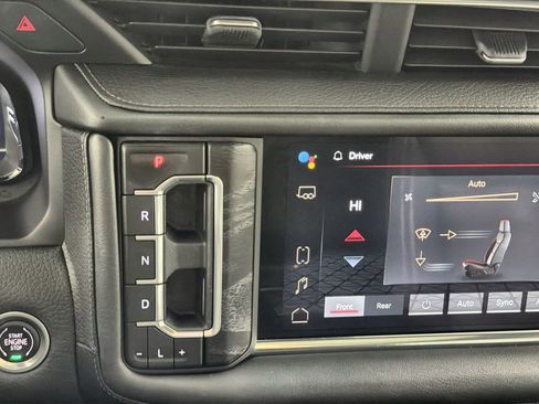 Used 2022 GMC Yukon Denali w/ Denali Premium Package image 21