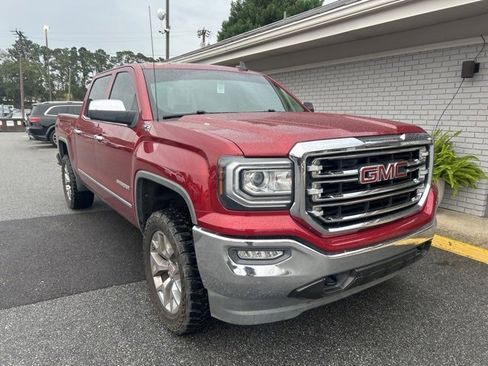 Used 2018 GMC Sierra 1500 SLT w/ SLT Premium Package image 2