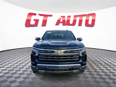 Used 2023 Chevrolet Silverado 1500 LTZ image 2