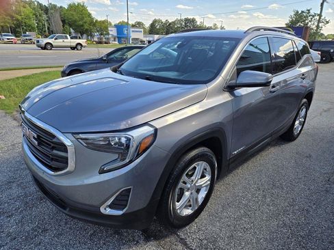 Used 2020 GMC Terrain SLE w/ Driver Convenience Package AWD/4WD image 1