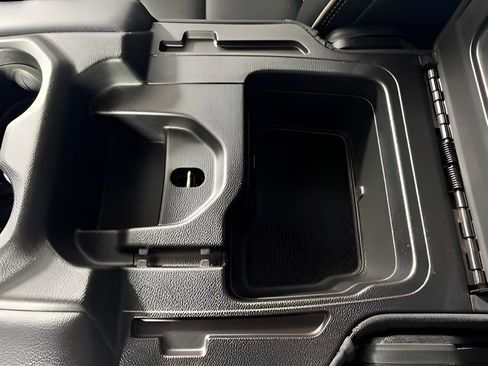 Used 2021 RAM 1500 Laramie AWD/4WD image 29