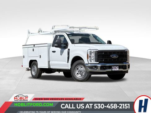 New 2026 Ford F250 XL w/ XL Chrome Package image 1