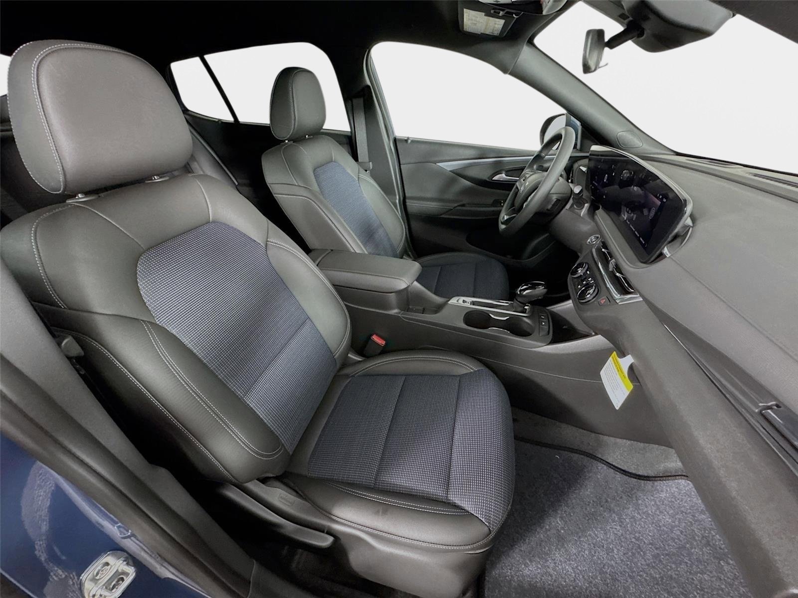 New 2026 Buick Envista Preferred FWD image 25