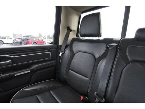Used 2021 RAM 1500 Laramie AWD/4WD image 14