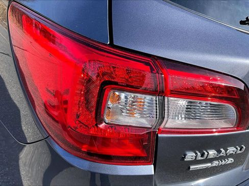 Used 2017 Subaru Outback 2.5i Premium image 28