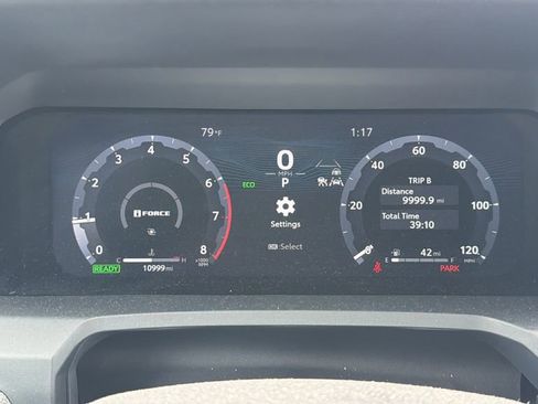 Used 2025 Toyota Tacoma TRD Sport AWD/4WD image 24