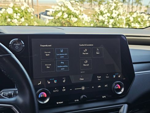 Used 2024 Lexus RX 350 w/ Convenience Package image 38