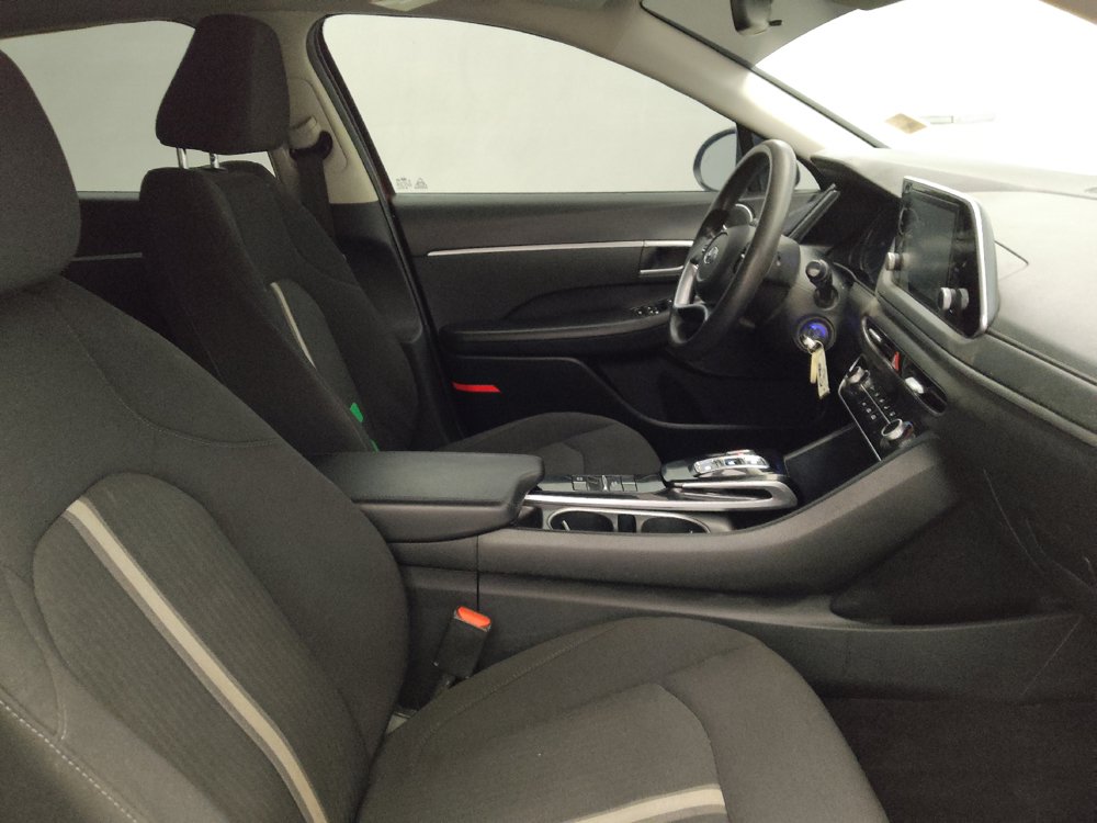 Used 2023 Hyundai Sonata SE w/ Preferred Accessory Package FWD image 21