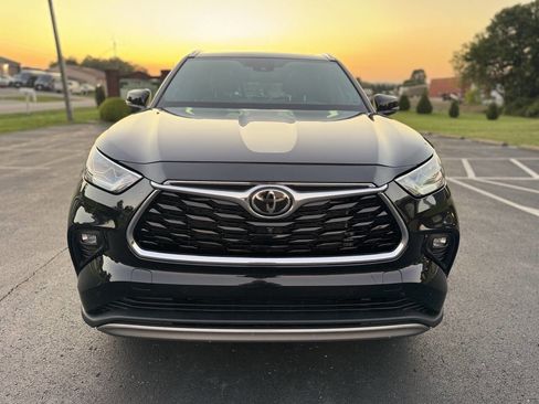 Used 2021 Toyota Highlander Platinum image 10