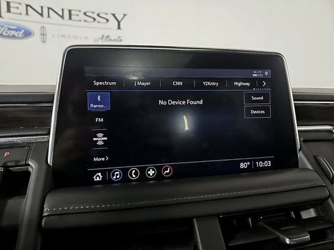 Used 2021 Chevrolet Suburban LT RWD image 18