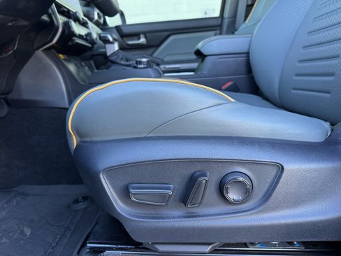 Used 2024 Toyota Tacoma Trailhunter image 11