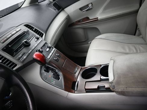 Used 2009 Toyota Venza AWD image 14