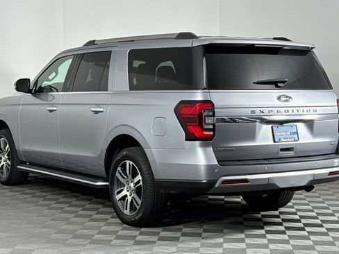 Used 2022 Ford Expedition Max Limited image 7