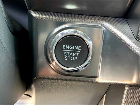 Used 2025 Ford F150 Platinum image 65