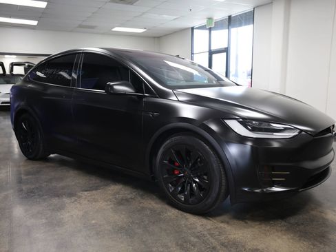 Used 2020 Tesla Model X Performance image 6