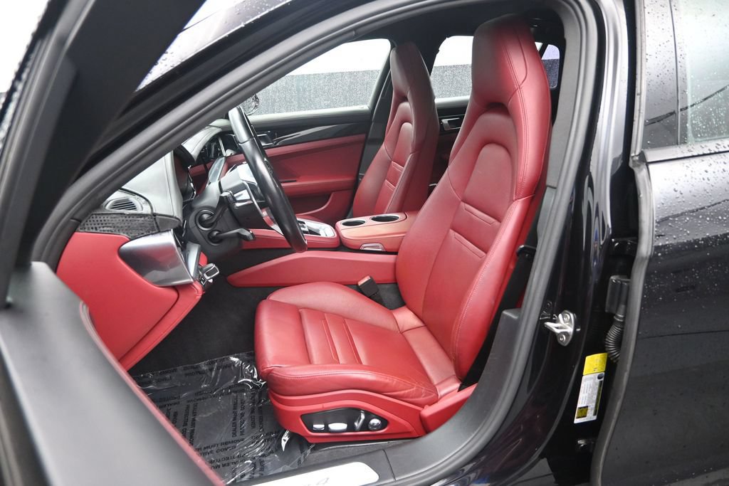 Used 2019 Porsche Panamera image 23