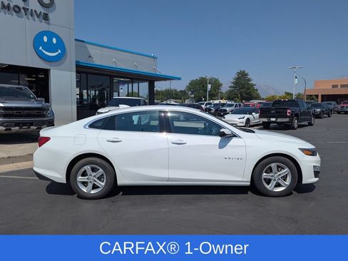 Used 2024 Chevrolet Malibu LT FWD image 2